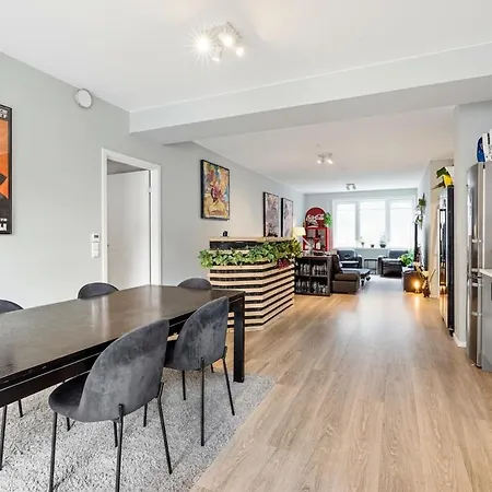 Modern Spacious In Apartamento Oslo
