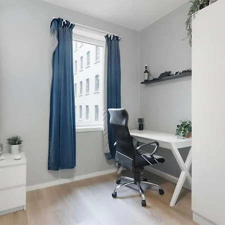 Modern Spacious In Apartamento
